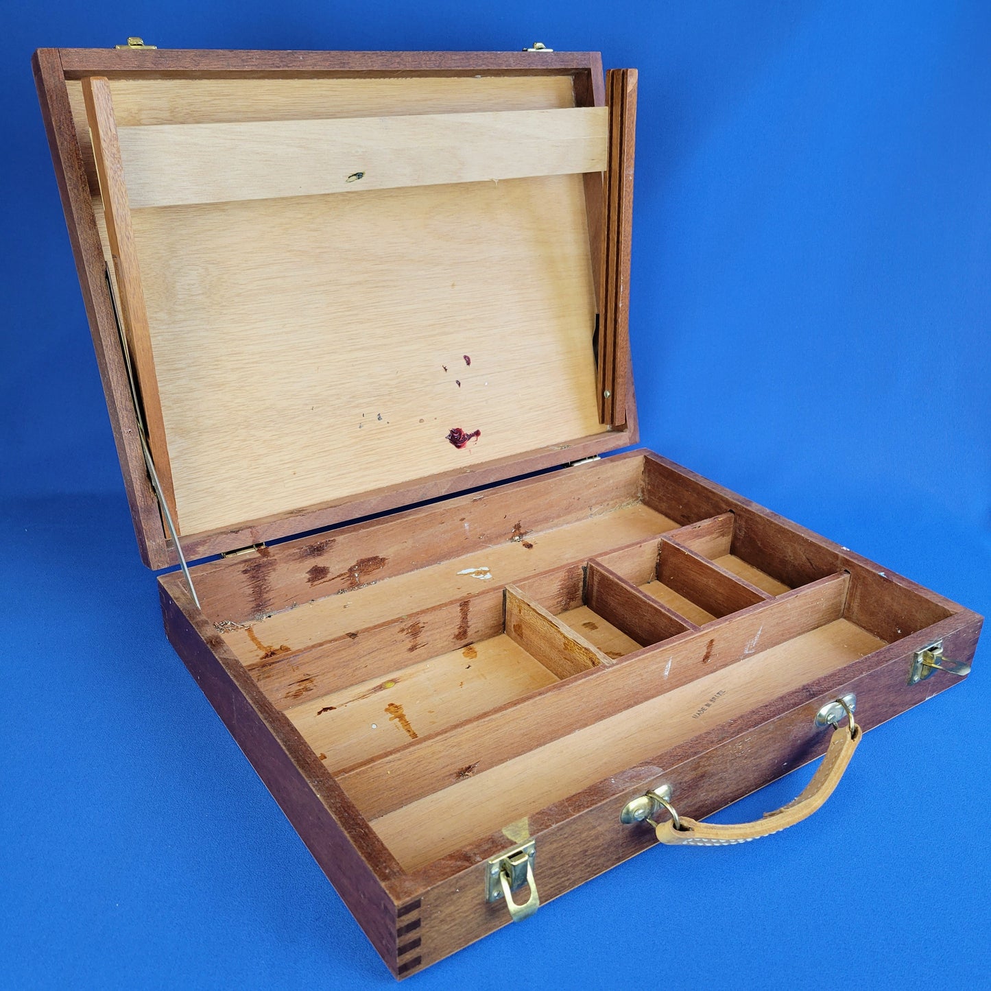 wooden paint box by demco