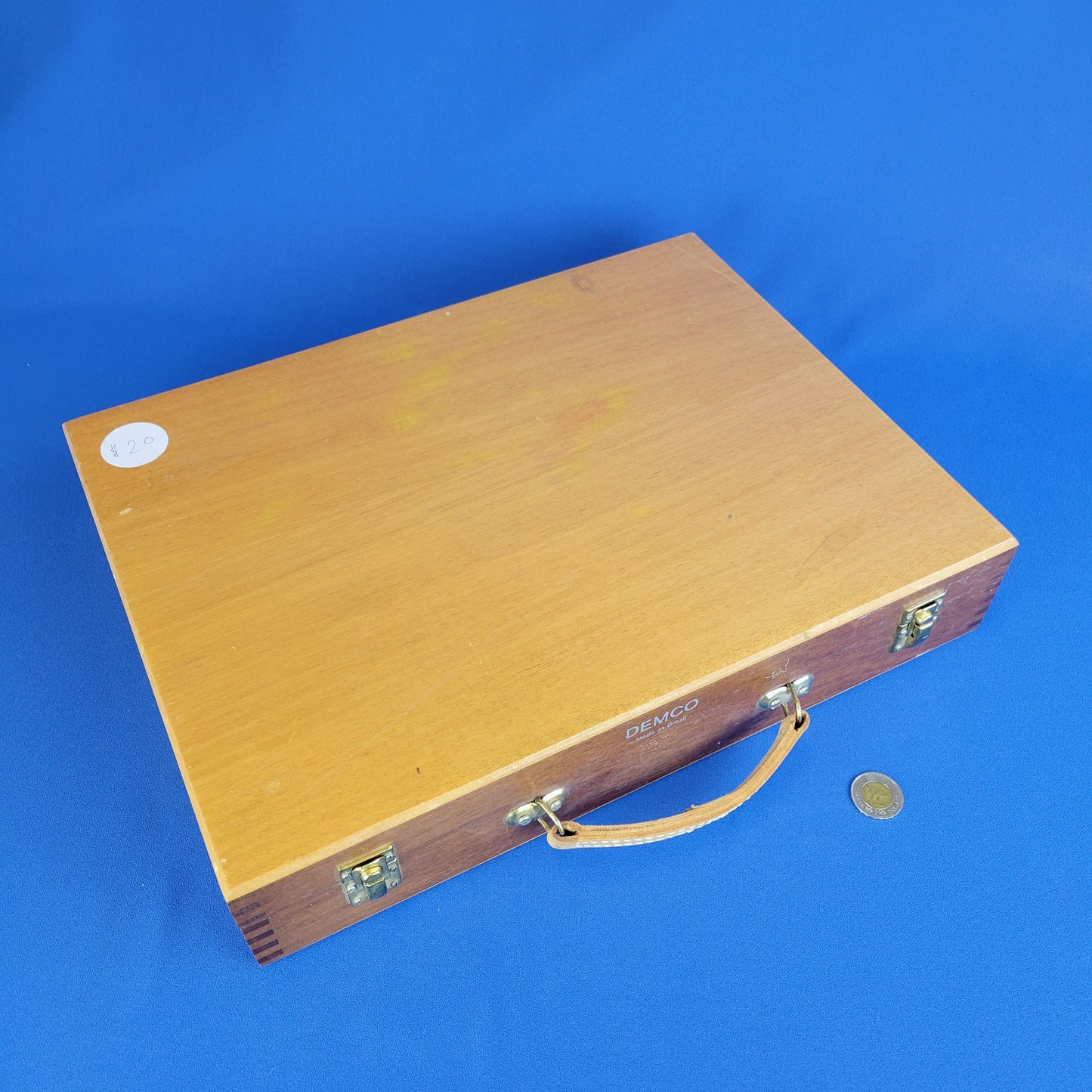 wooden paint box by demco