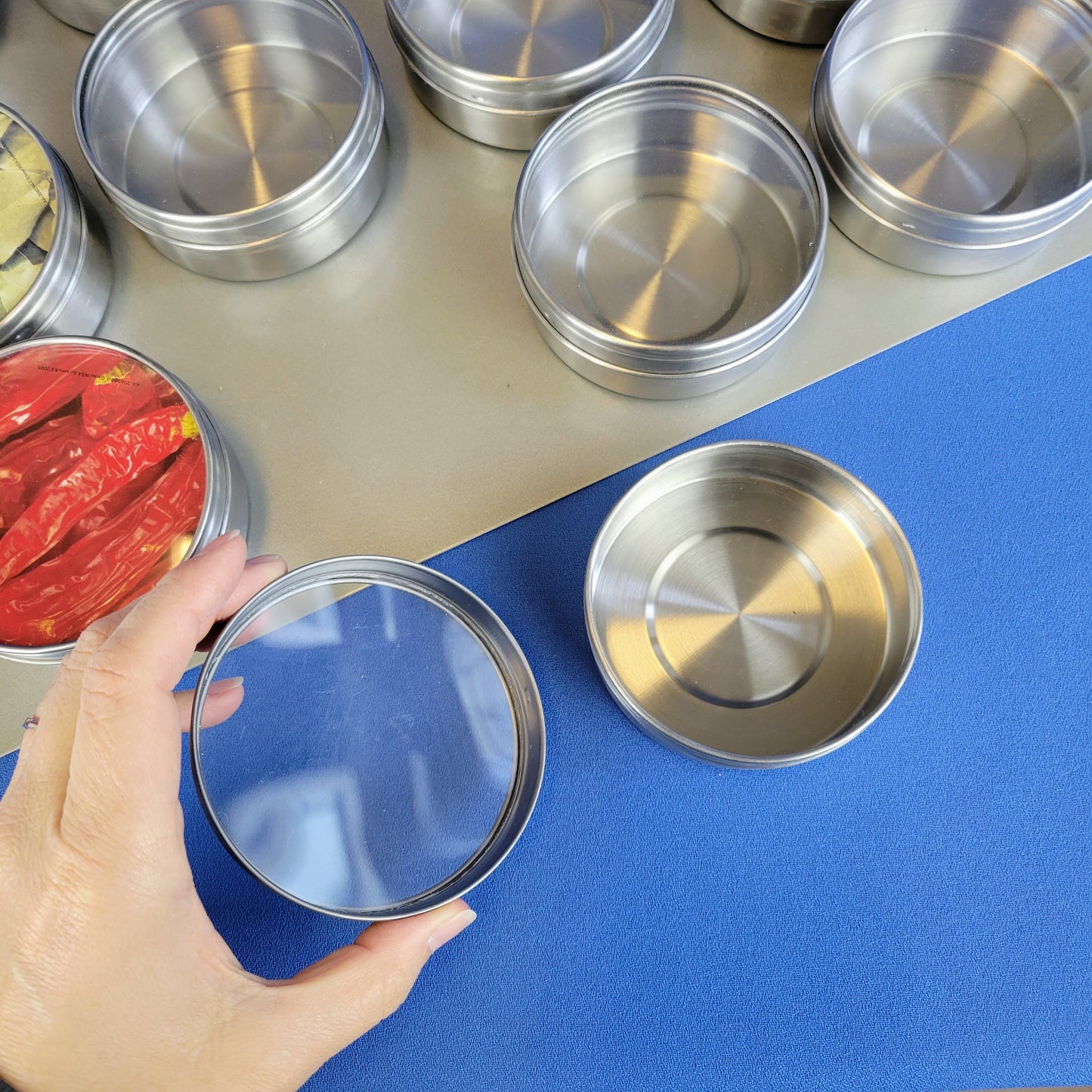 magnetic storage containers
