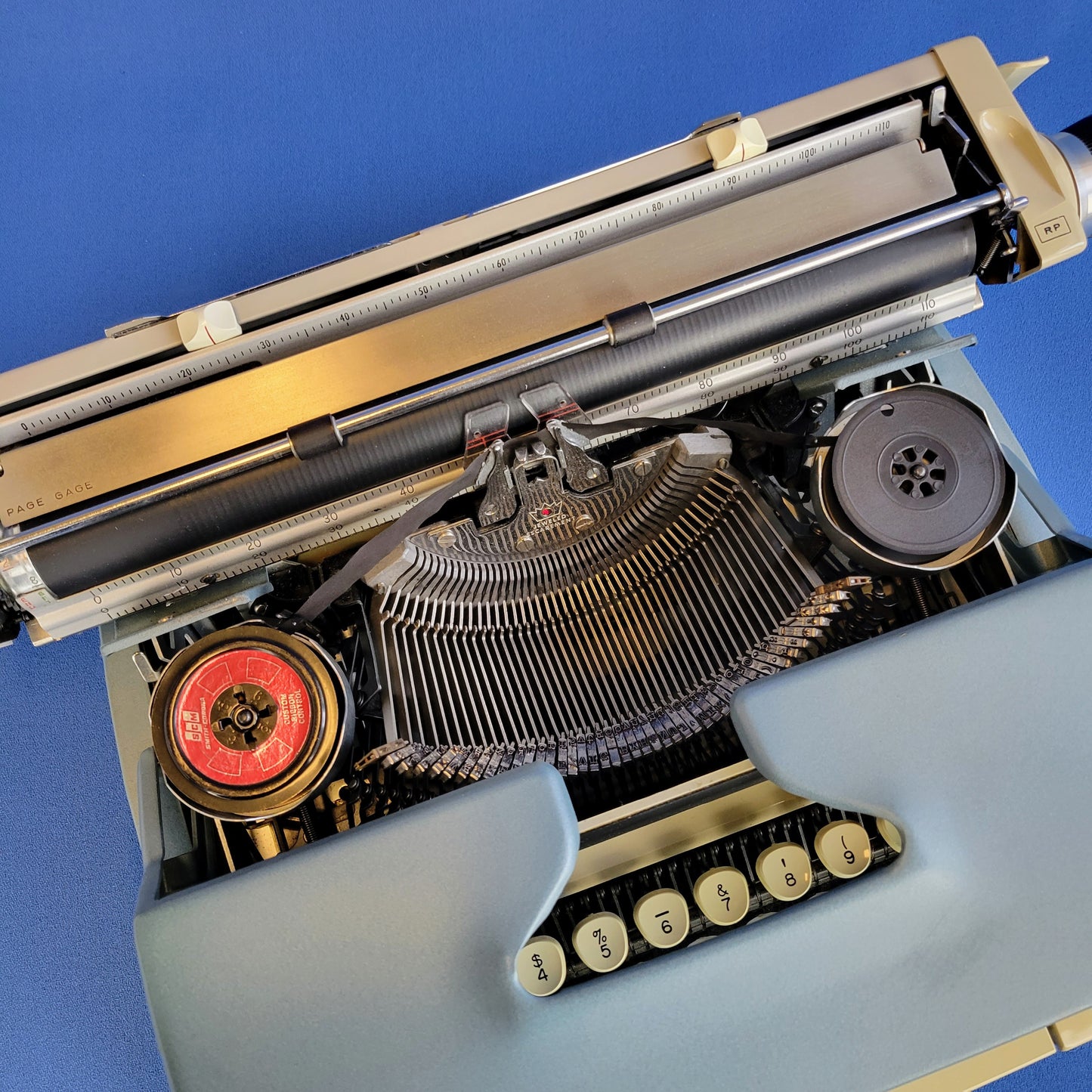 vintage classic 12 typewriter by smith-corona with atlas ribbon
