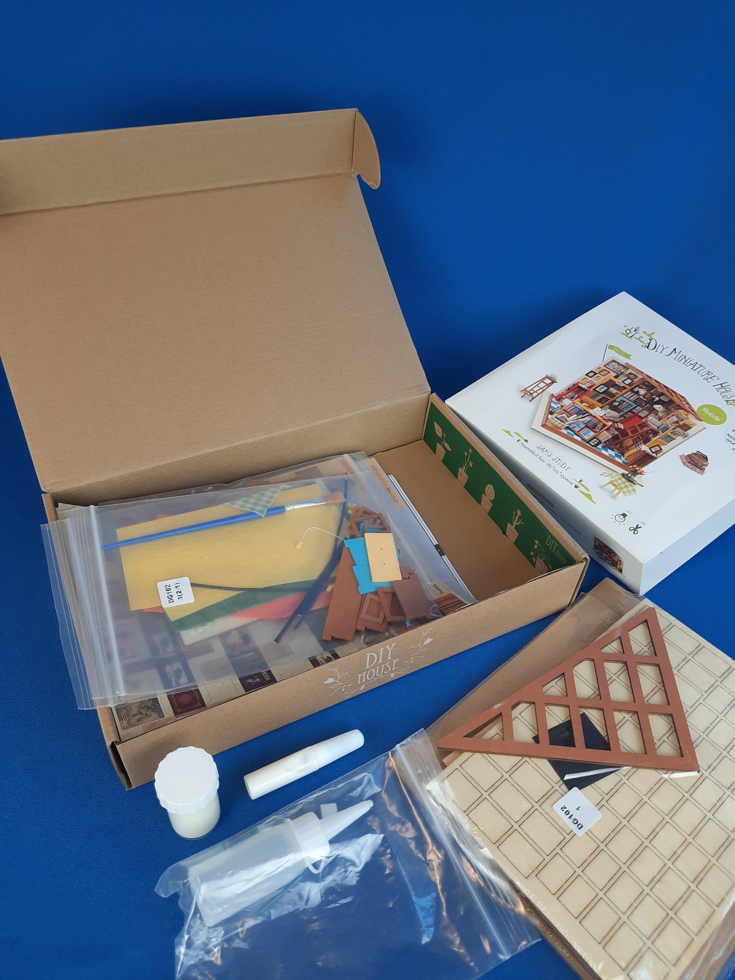 rolife diy miniature house