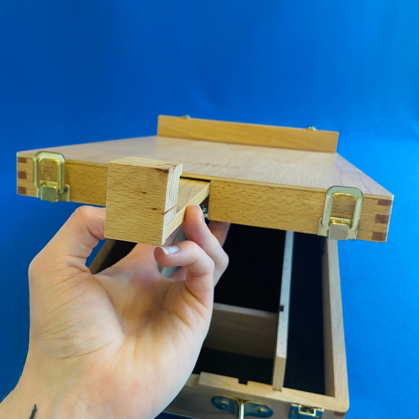 portable easel by winsor and newton