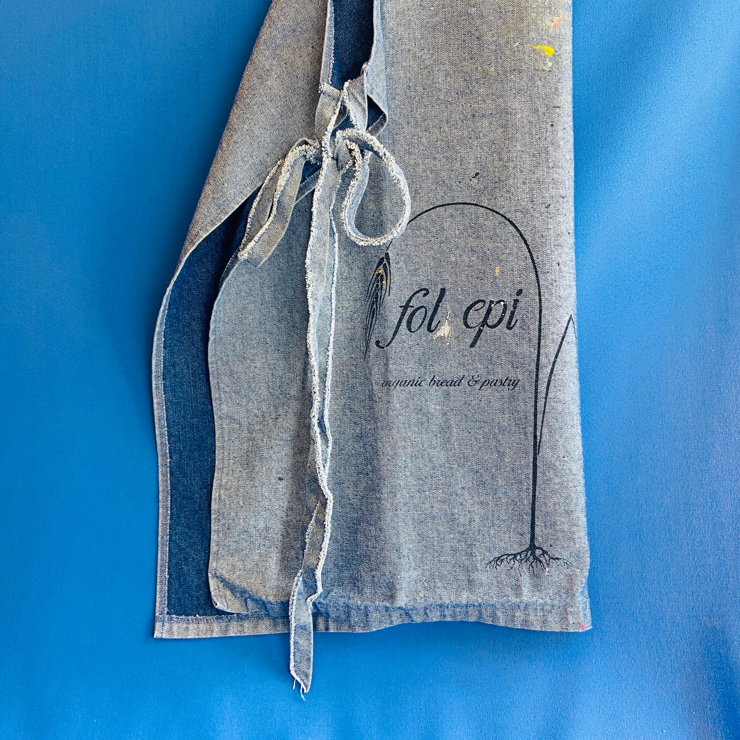 fol epi smoking lily painting apron