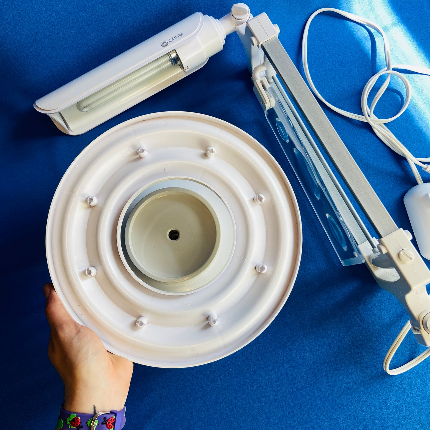 ottlite adjust magnifying craft lamp