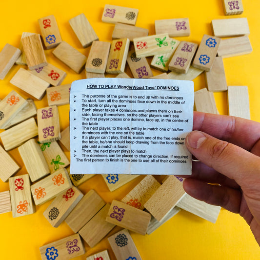wonderwood toy's dominoes set